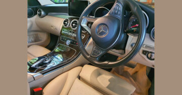 Thermoplastic plastic injection moulding